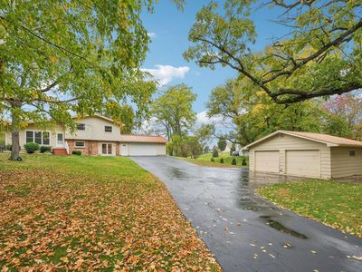 N7427 Hillendale PARKWAY