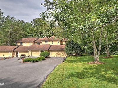Property at 605 Redstone Dr APT 32, Bristol, TN