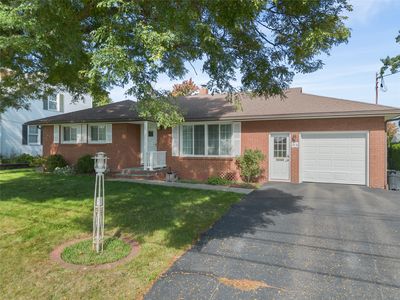 Property at 2721 Columbia Dr, Endwell, NY
