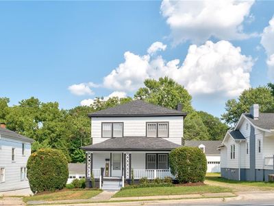 2625 S Main St