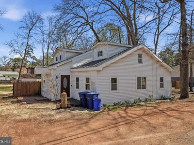 16 Pear Ave