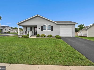 Property at 25 Dawn Dr, Douglassville, PA