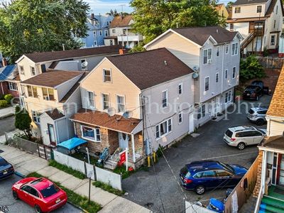 152-154 Jasper St