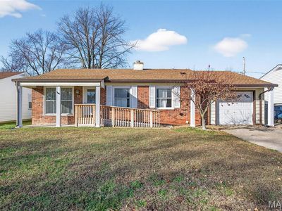 Property at 18 Derby Ln, Saint Peters, MO