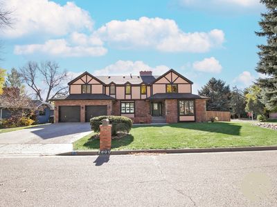 2800 S Gregory Dr S