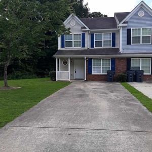 1360 Maple Valley Ct