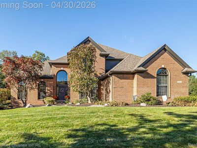1811 Blue Grass Dr