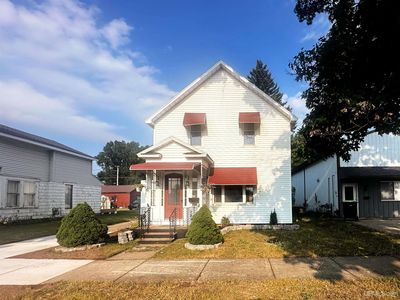 1017 River Ave