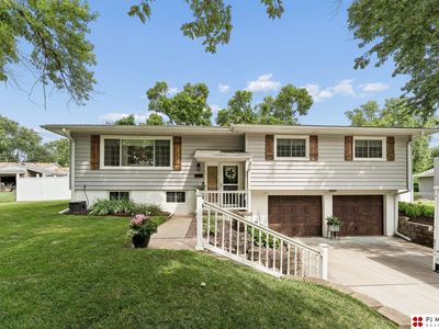 3335 S 114th Ave