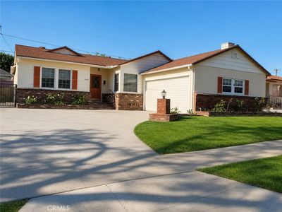 4443 Jasmine Ave