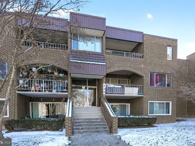 426 Girard St APT 160