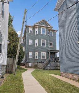 89 Rockland St
