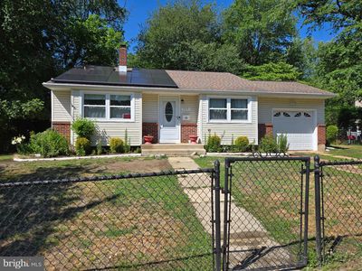 909 Bentley Rd