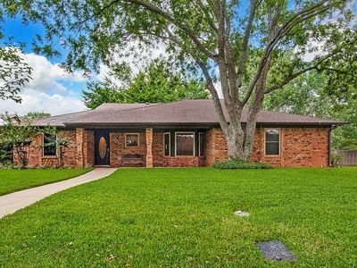 7700 Hunt Dr