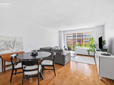 132 E 35th St #7G