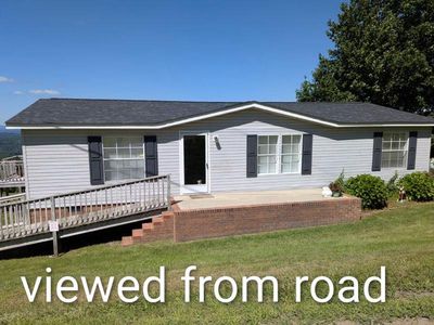 802 Carrollview Rd