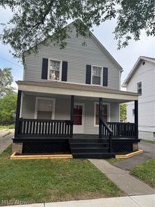 2149 W 106th St