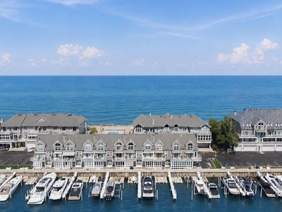 409 Lake Dr Ste 17