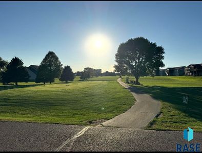 Property at 104 Lake Dr, Wentworth, SD