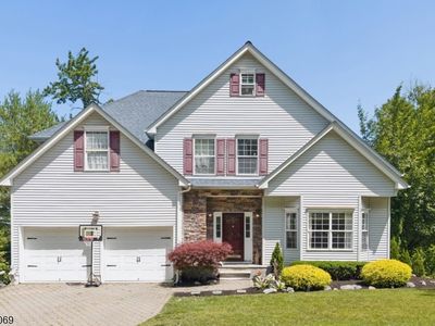 16 Bowers Dr