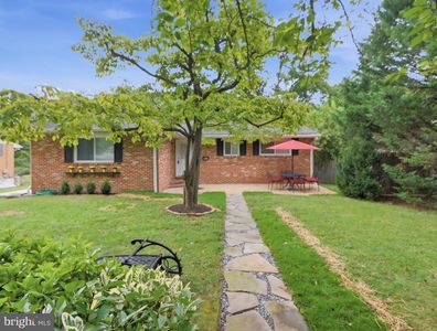 611 Eliot Rd