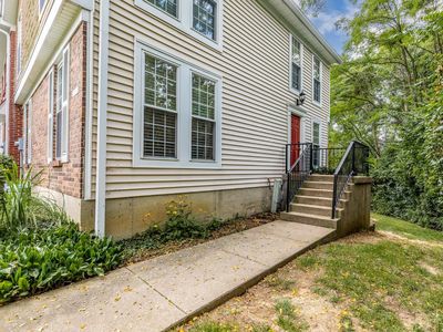 10865 Lakehurst Ct