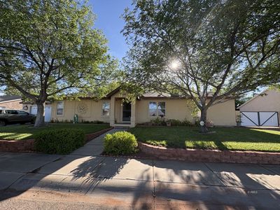 824 Village Dr