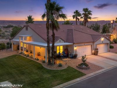 753 Fox Hills Way