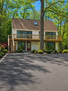 Property at 650 Oxford St S, Auburn, MA