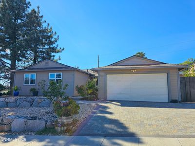 7565 Halifax Dr