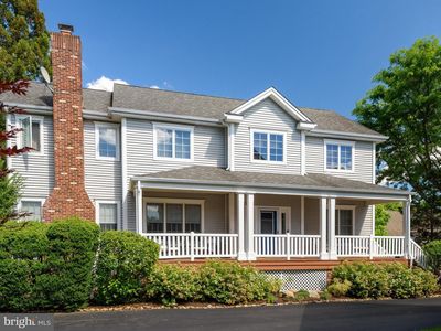 605 Huntington Dr
