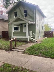 1216 Elm St