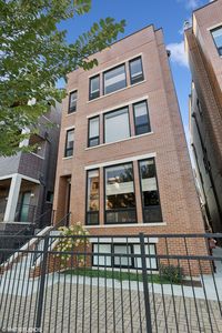 1545 W Diversey Pkwy #1