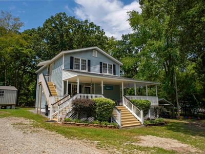 329 Lakeshore Dr