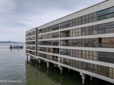 Columbia House Condo