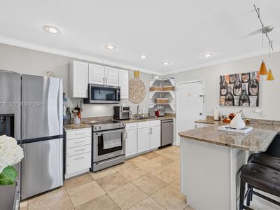 2220 NE 68th St APT 1012