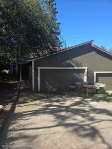 3240 Heights Dr