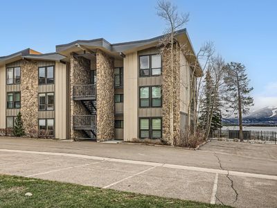 120 E La Bonte St #109