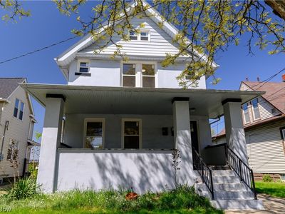 2016 Halstead Ave