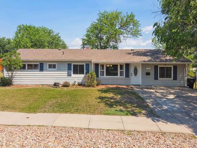 706 E Iowa St