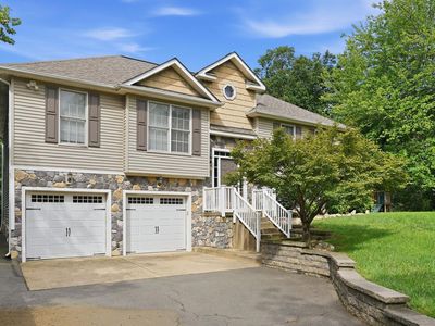 228 Greenbank Rd