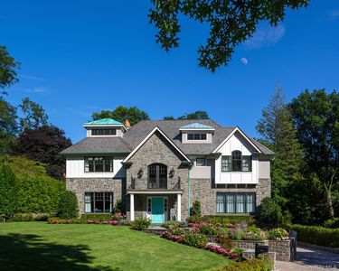 7 Pine Drive