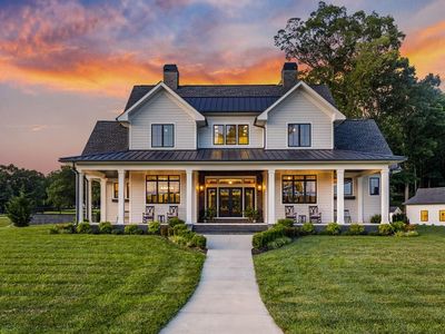 24 Farmland Ct