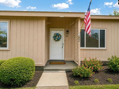 42 Boardwalk Ln