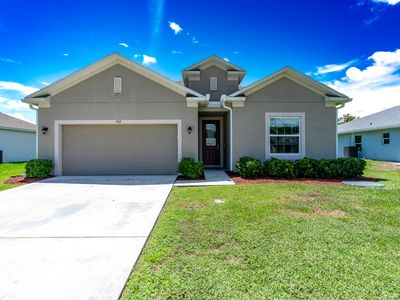 742 SE Majestic Terrace