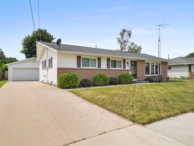 2015 Richmond AVENUE