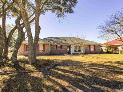 5012 Cassia Dr