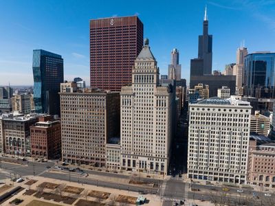 310 S Michigan Ave Unit 1013