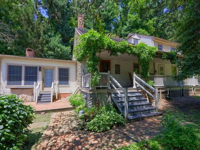 1592 White Oak Rd
