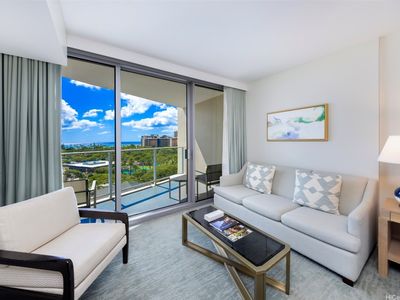 383 Kalaimoku St #1114